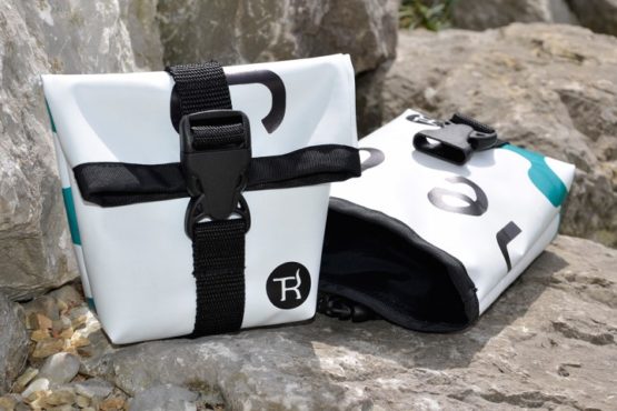 Treusinn Leckerli-Tasche Recycling-Plane